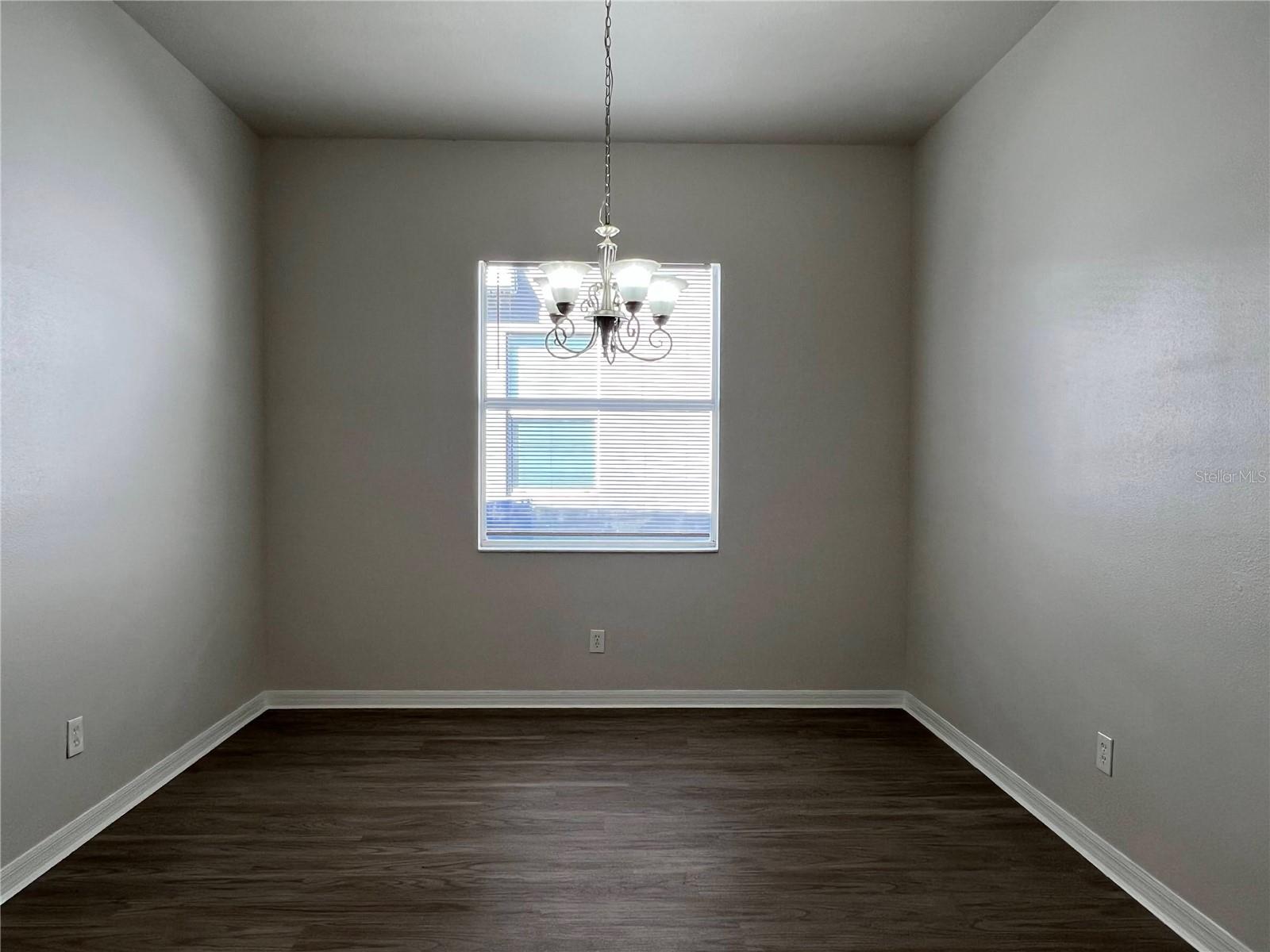 Image 12 of 52 For 16318 Bridgelawn Avenue