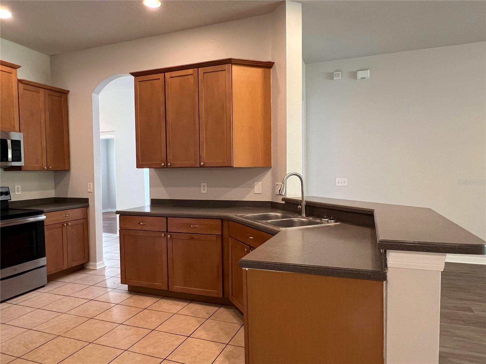 Image 20 of 52 For 16318 Bridgelawn Avenue