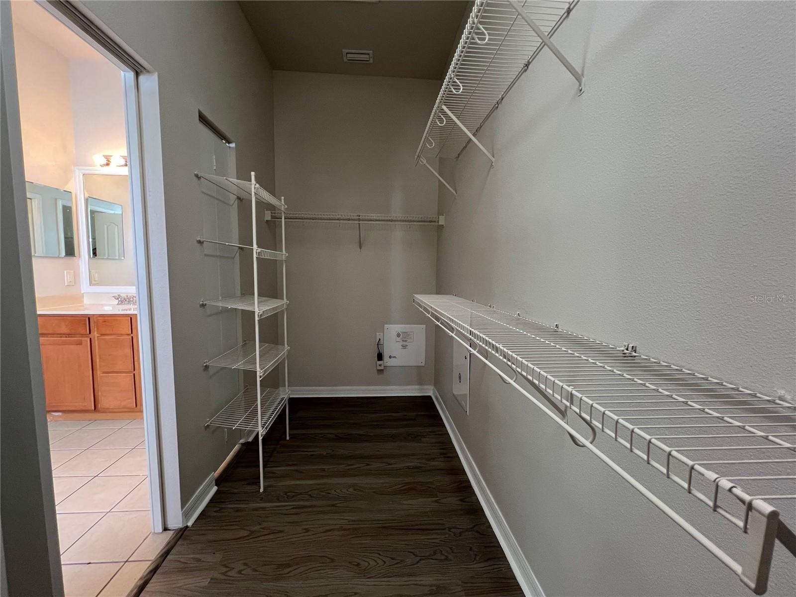 Image 31 of 52 For 16318 Bridgelawn Avenue