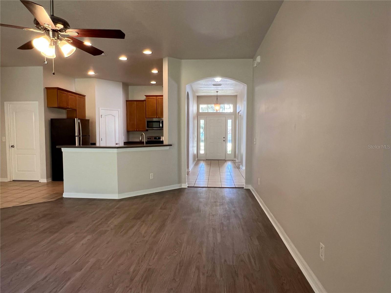 Image 32 of 52 For 16318 Bridgelawn Avenue