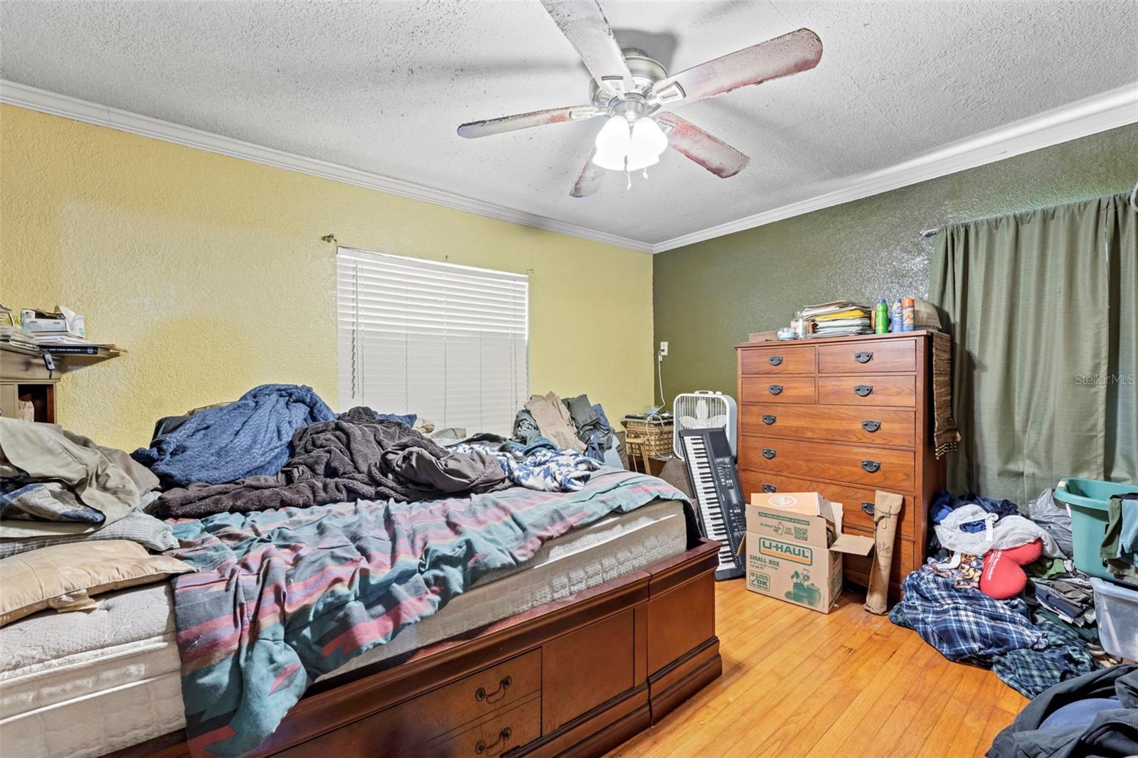 Image 22 of 46 For 3468 9th Avenue N