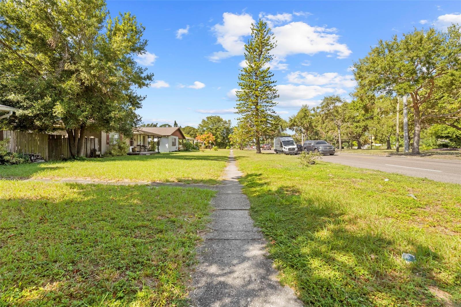 Image 9 of 46 For 3468 9th Avenue N