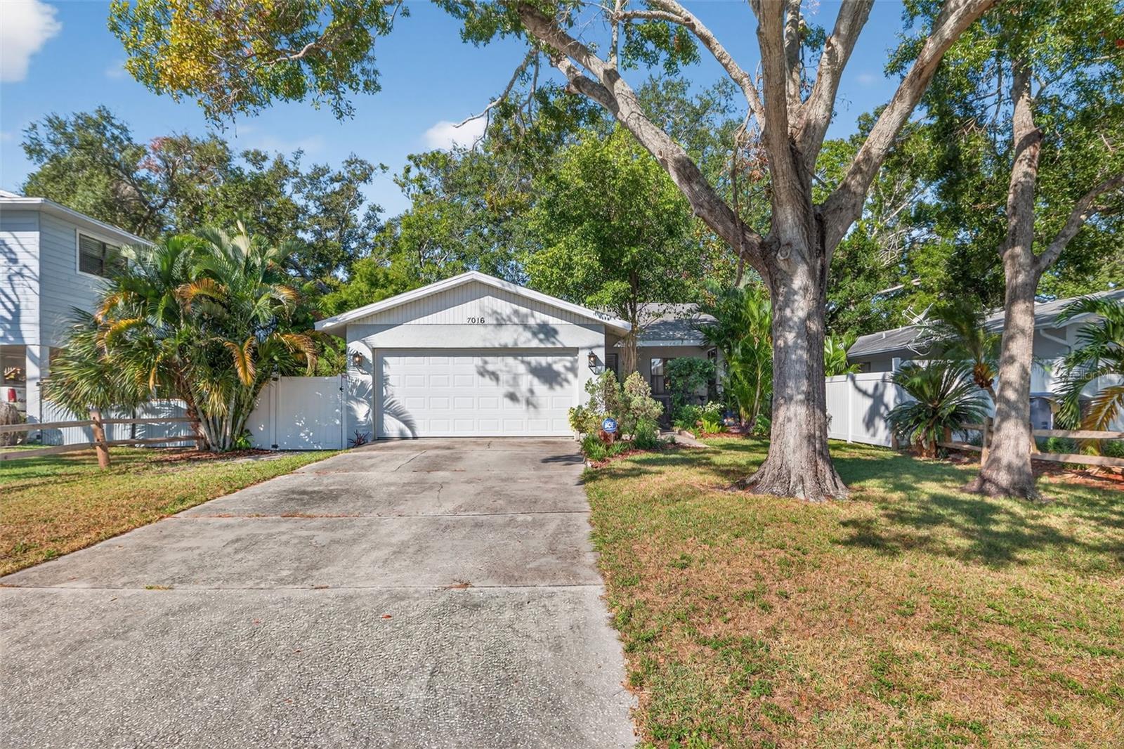 Image 3 of 31 For 7016 2nd Street N