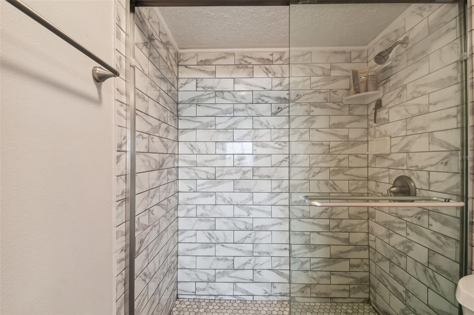 Image 18 of 32 For 3211 Swann Avenue 903