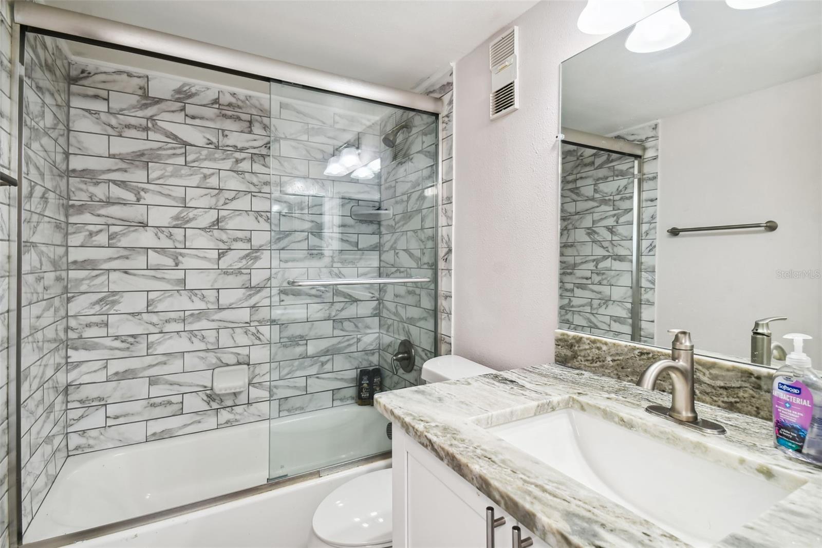 Image 21 of 32 For 3211 Swann Avenue 903