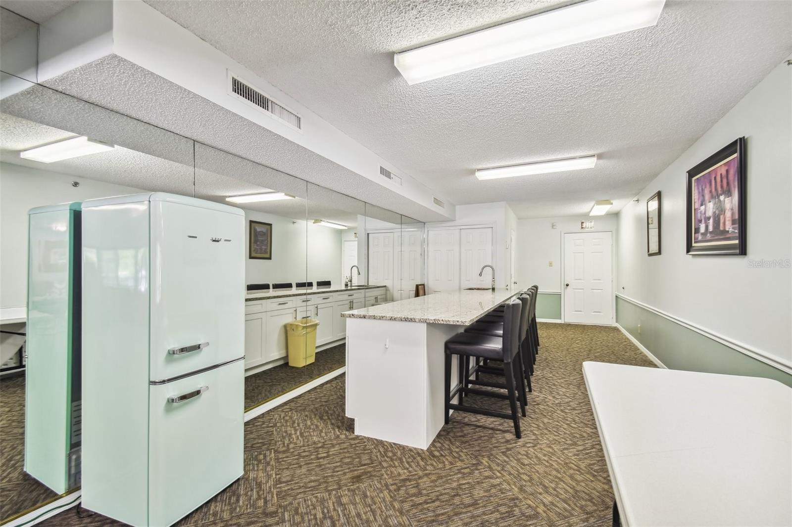 Image 31 of 32 For 3211 Swann Avenue 903