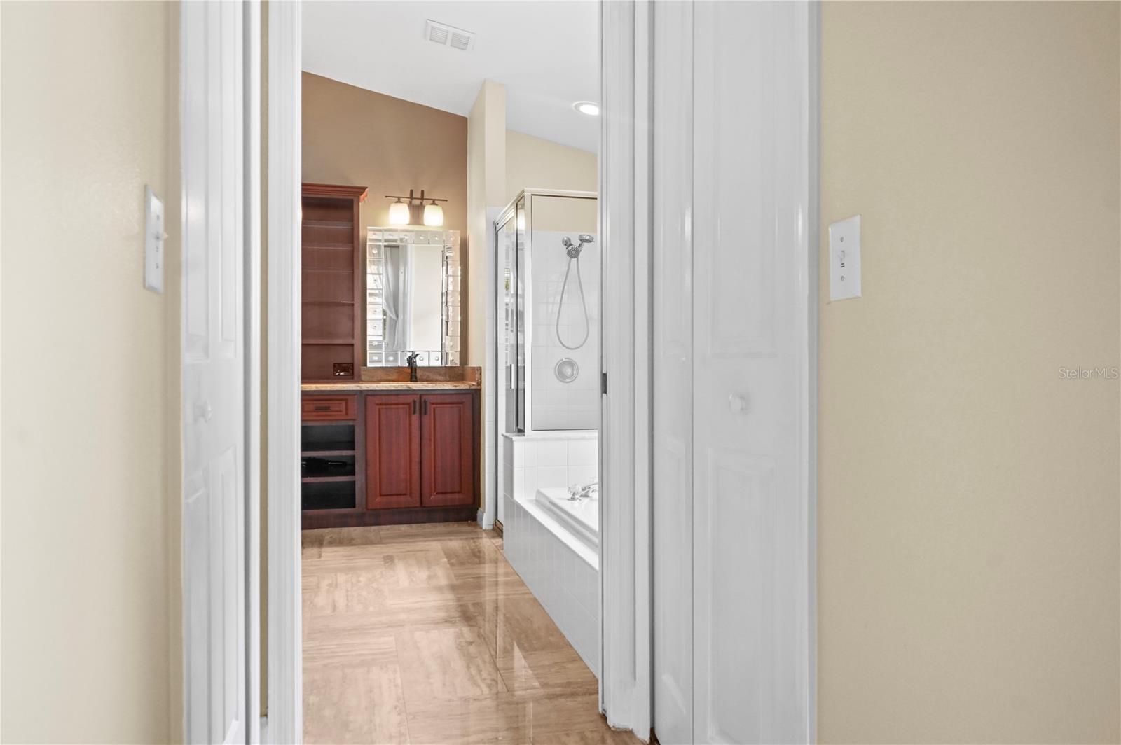 Image 16 of 43 For 9986 Stockbridge Drive