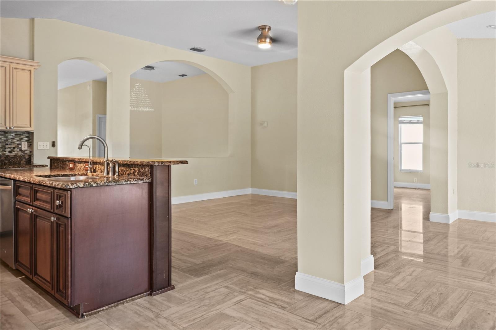 Image 21 of 43 For 9986 Stockbridge Drive