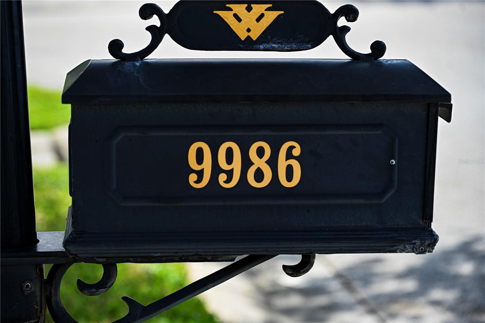 Image 38 of 43 For 9986 Stockbridge Drive