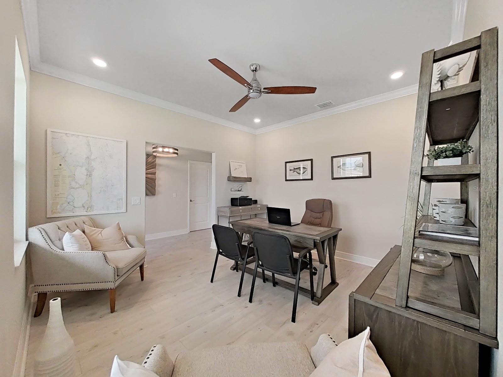 Image 11 of 44 For 9392 Highland Hills Drive