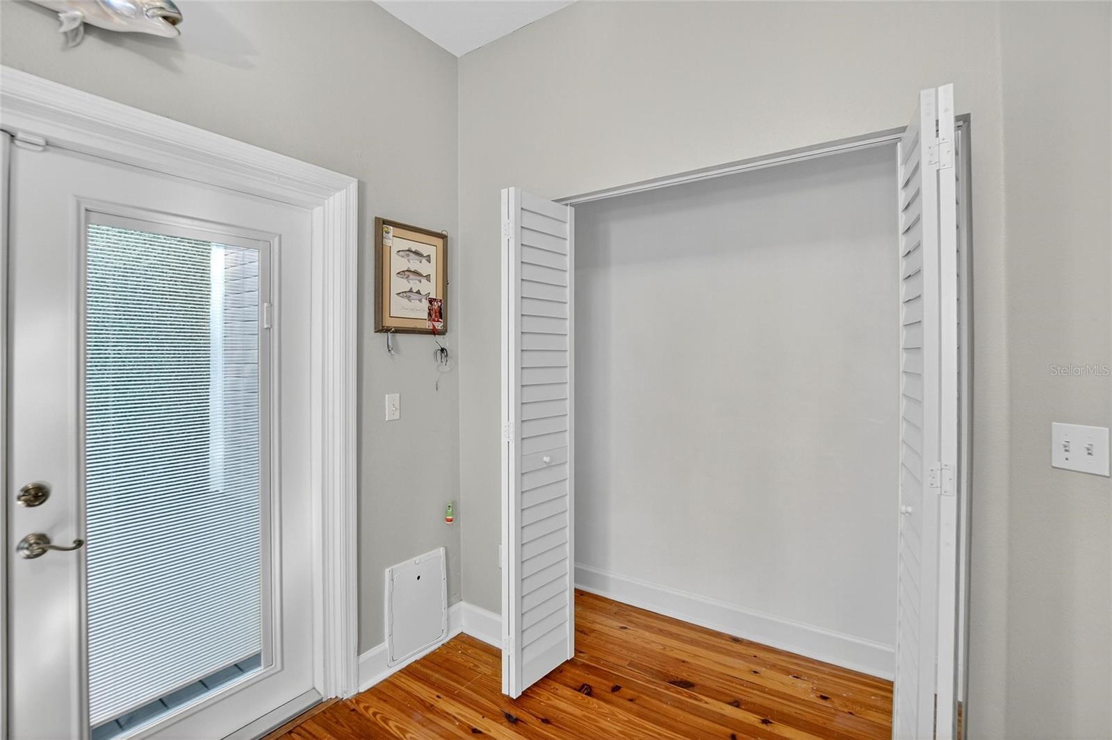 Image 15 of 72 For 1722 5th Avenue