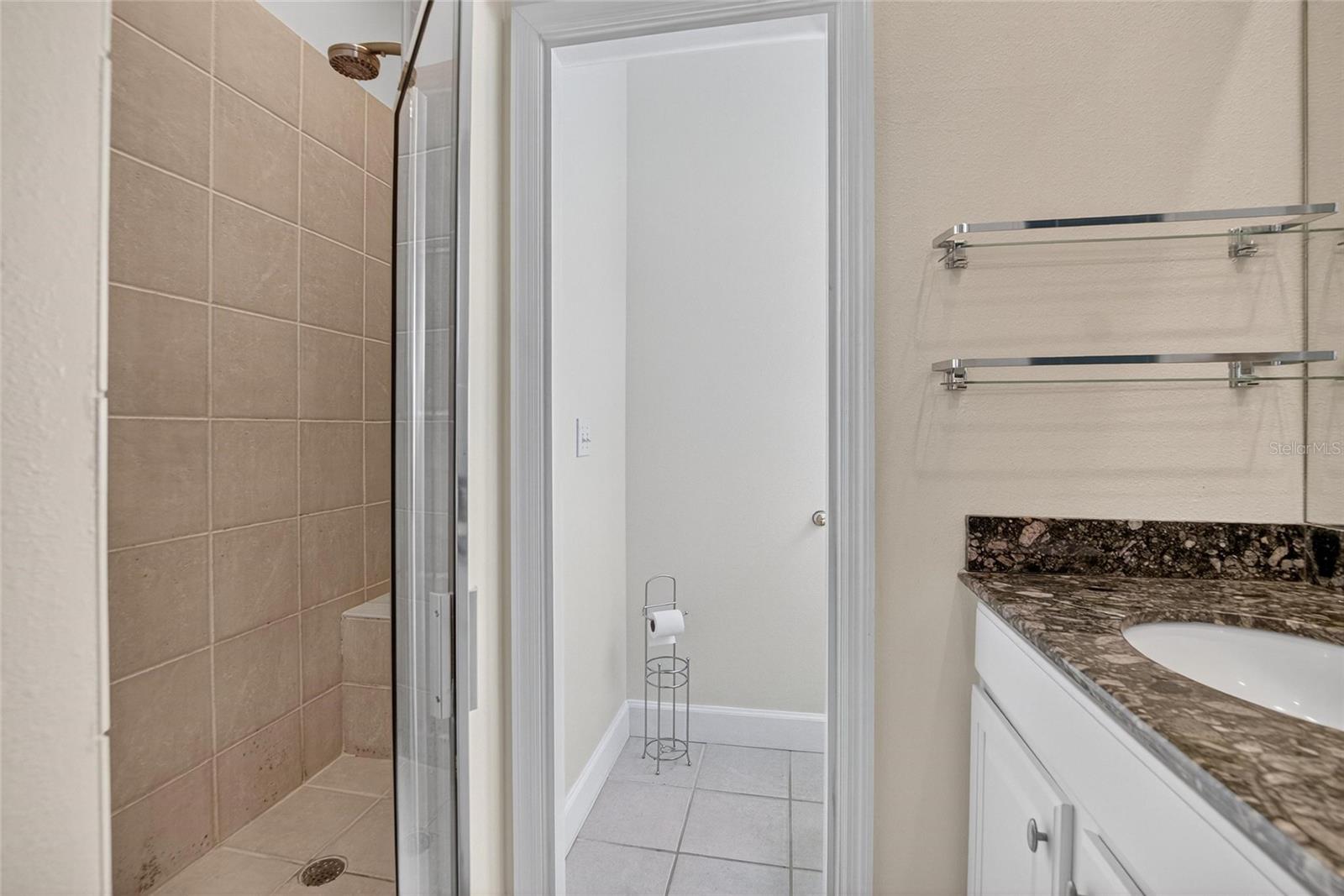 Image 43 of 72 For 1722 5th Avenue