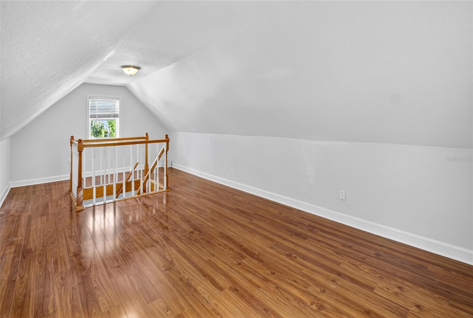 Image 49 of 72 For 1722 5th Avenue