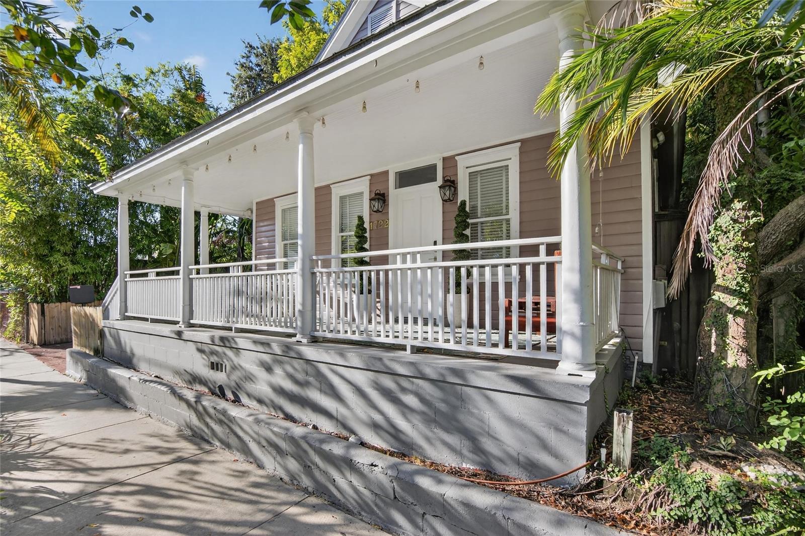 Image 61 of 72 For 1722 5th Avenue