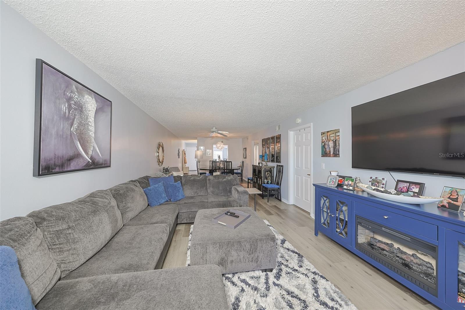 Image 17 of 43 For 3165 Landmark Drive 713
