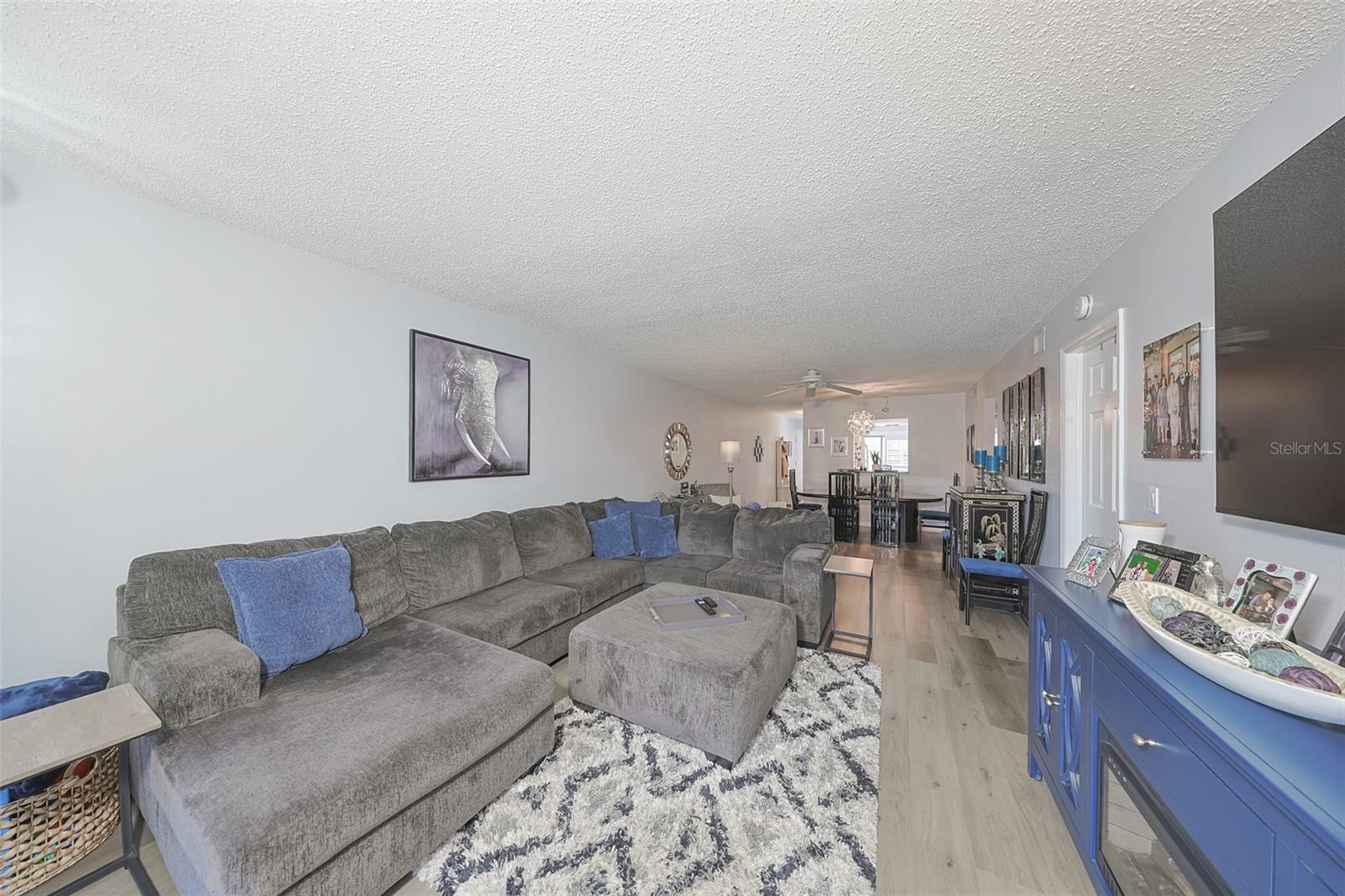 Image 18 of 43 For 3165 Landmark Drive 713