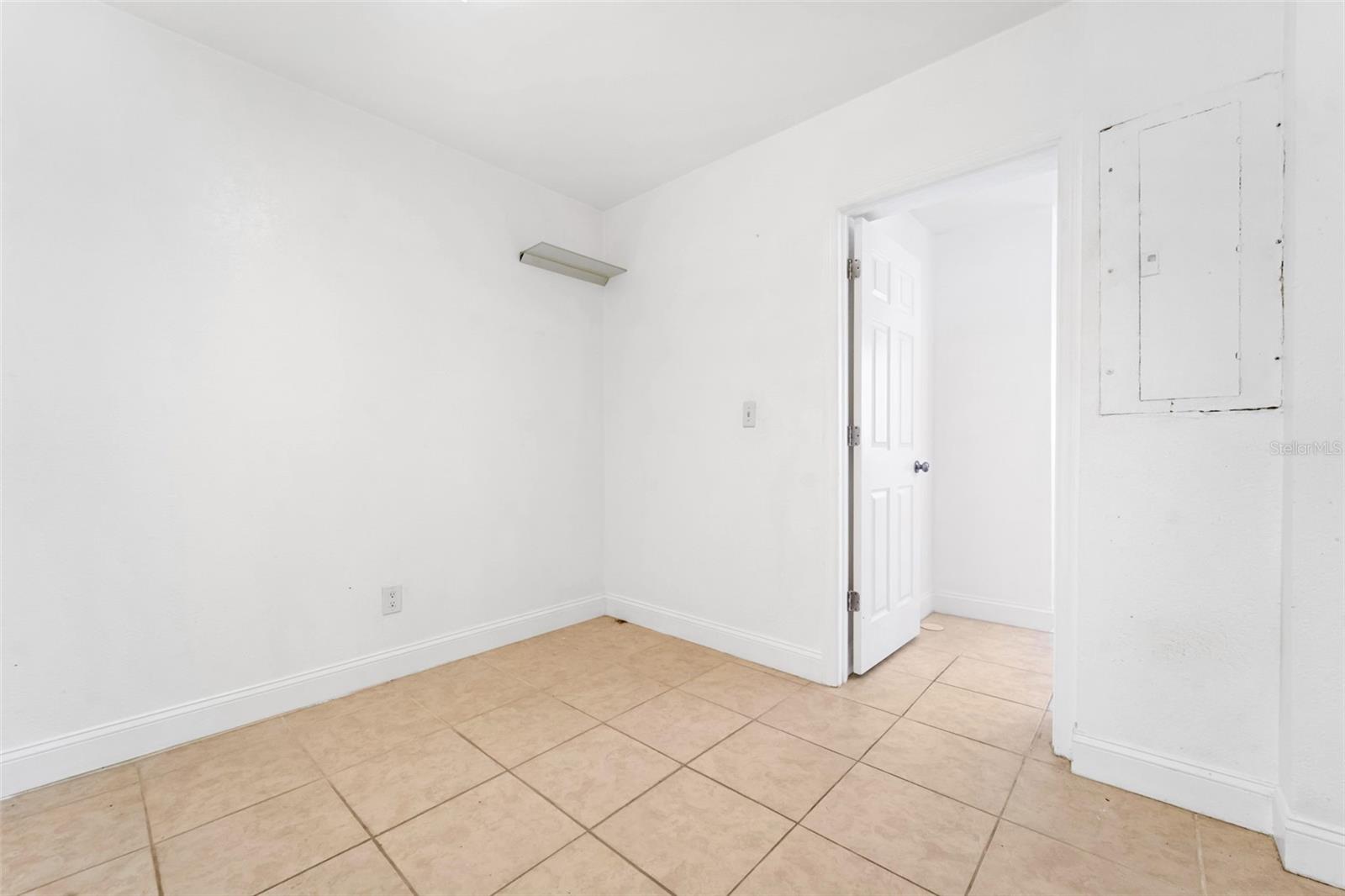 Image 16 of 31 For 10701 Village Green Avenue