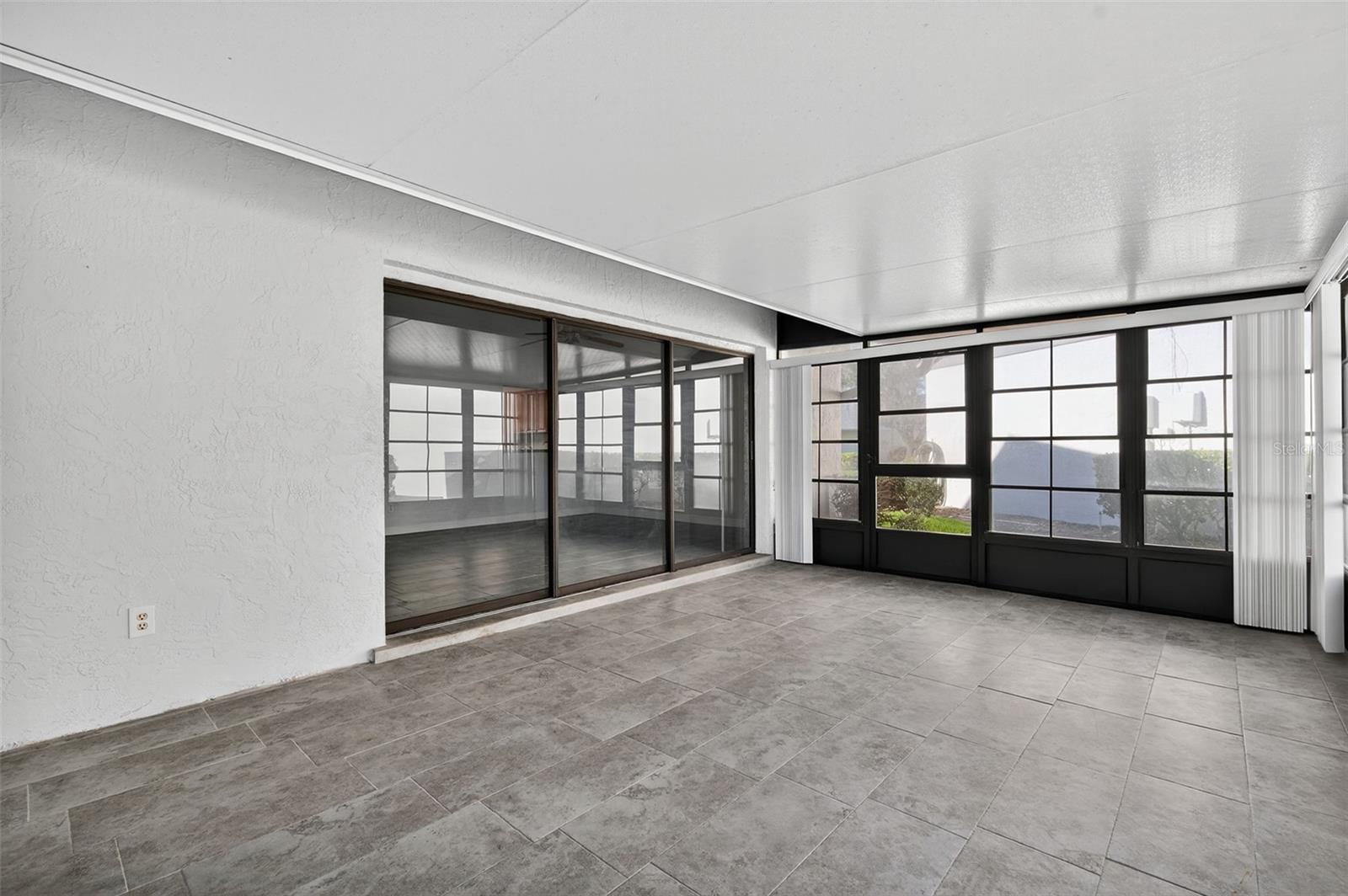 Image 36 of 49 For 321 Windrush Loop