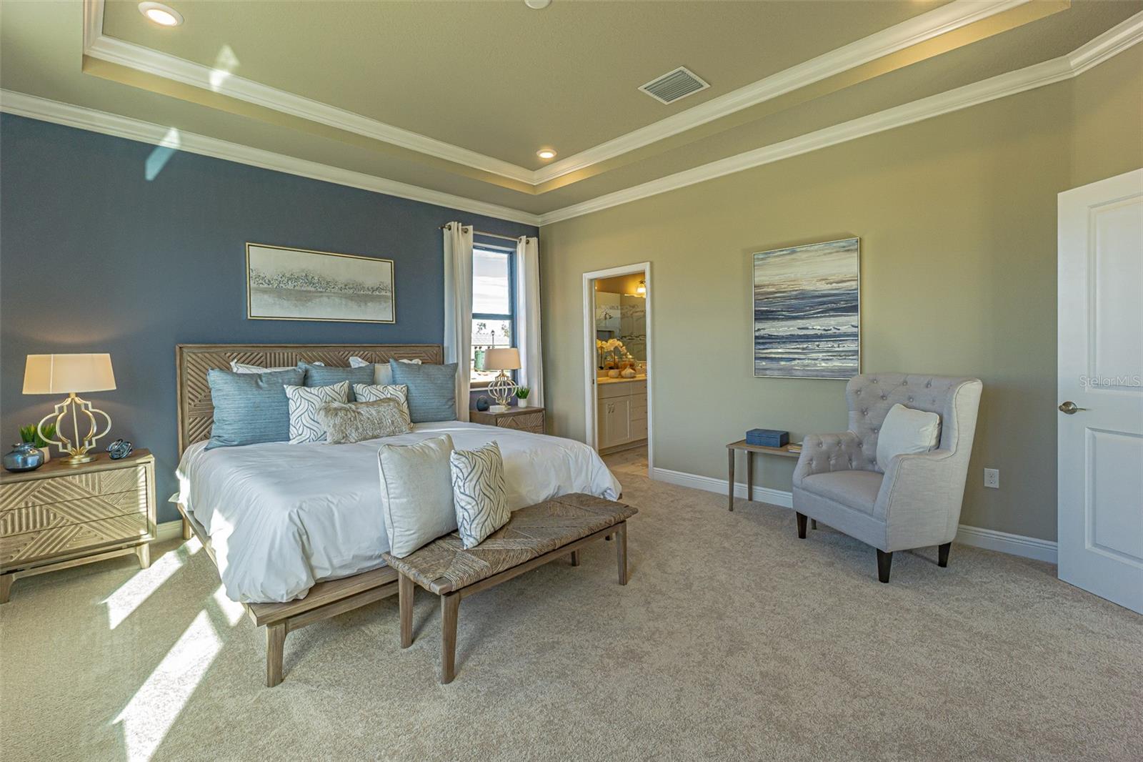 Image 10 of 23 For 9429 Highland Hills Drive