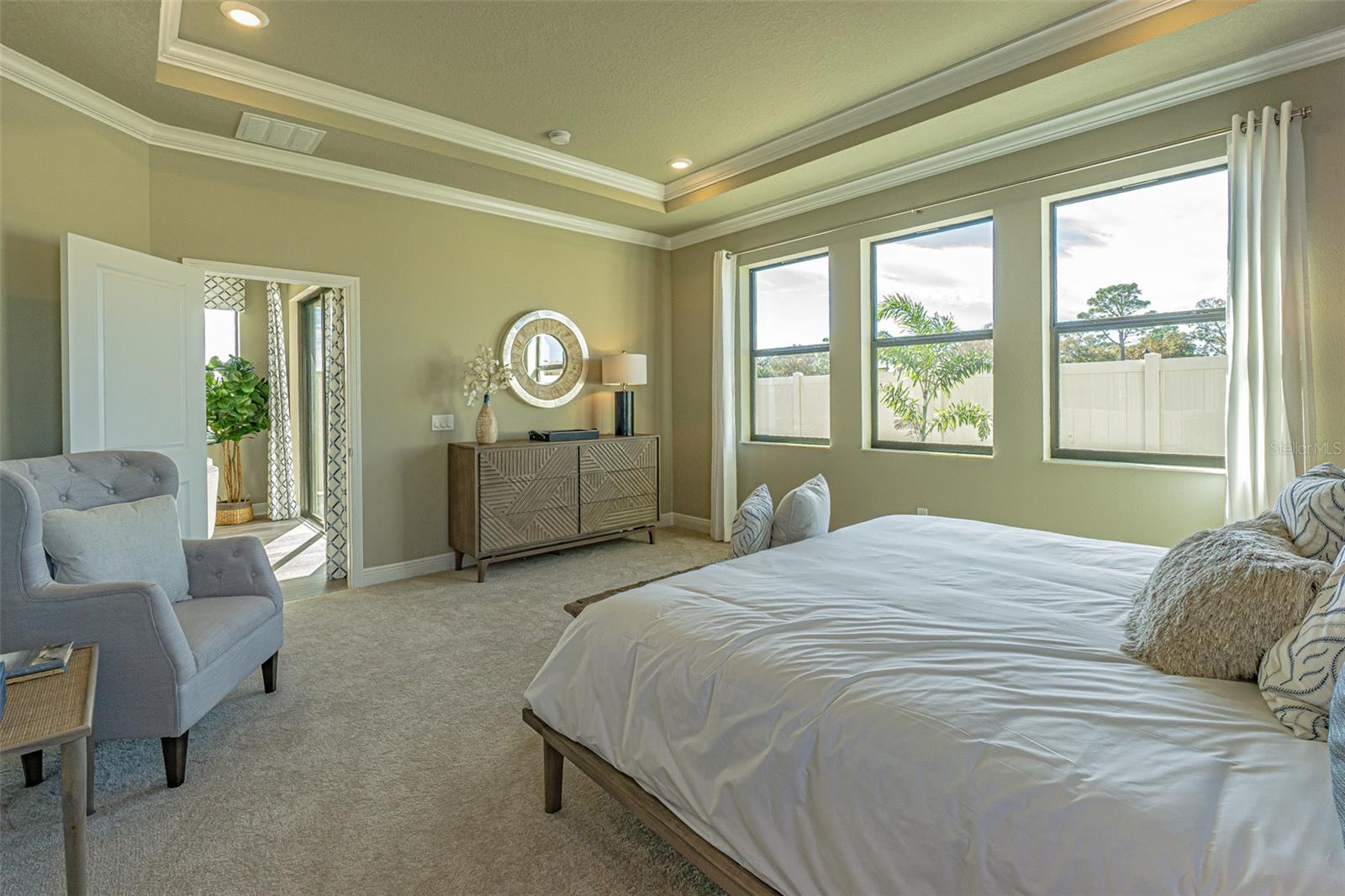 Image 11 of 23 For 9429 Highland Hills Drive