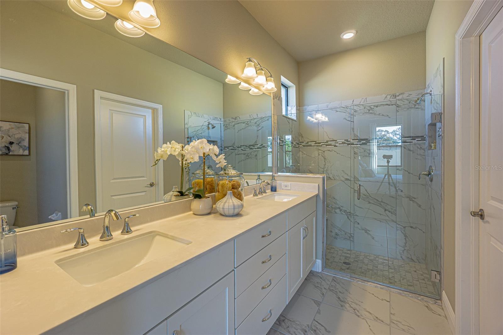 Image 12 of 23 For 9429 Highland Hills Drive