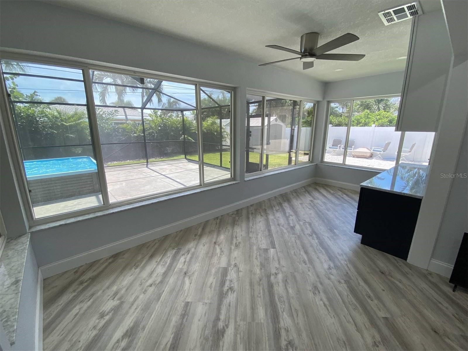 Image 10 of 22 For 460 87th Avenue