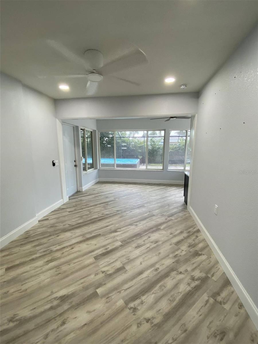 Image 21 of 22 For 460 87th Avenue