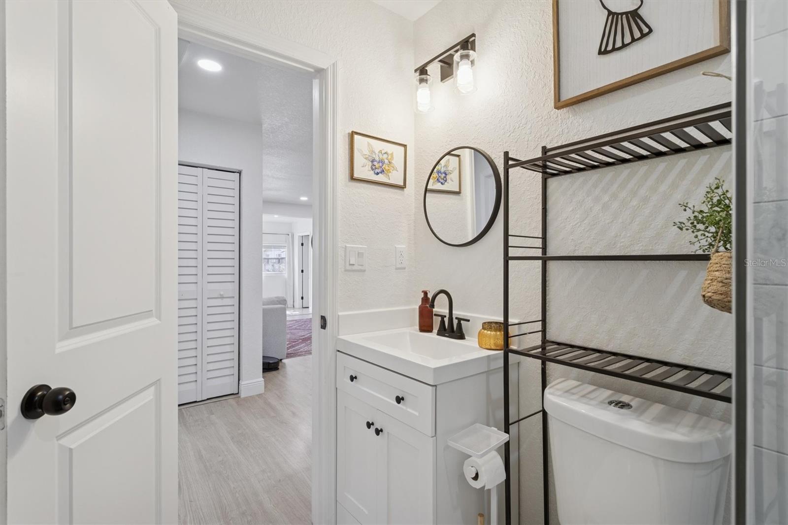 Image 21 of 29 For 3020 Idlewild Avenue