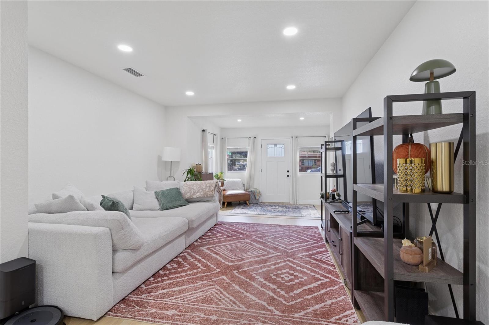 Image 6 of 29 For 3020 Idlewild Avenue