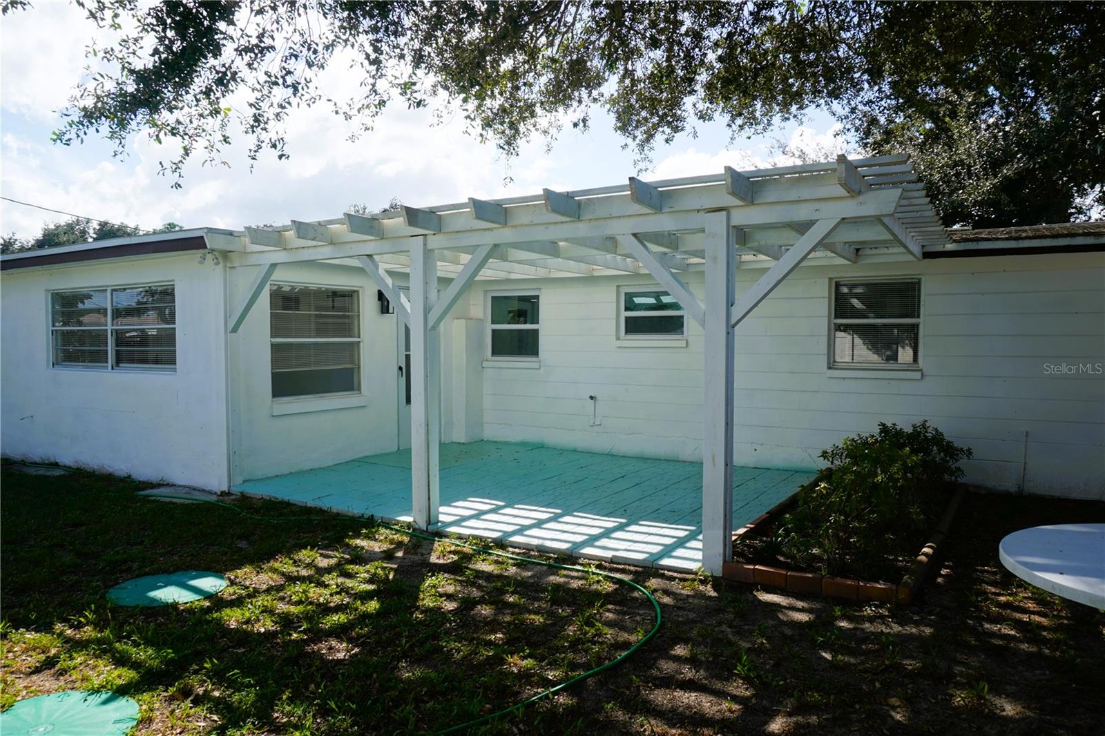 Listing photo id 28 for 1408 Jennings Drive