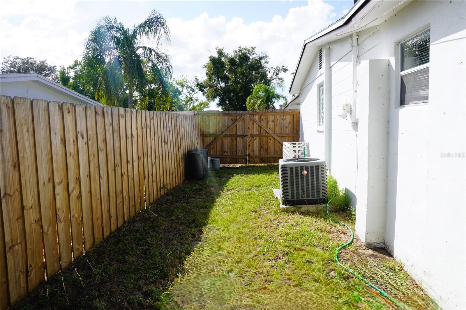 Listing photo id 31 for 1408 Jennings Drive
