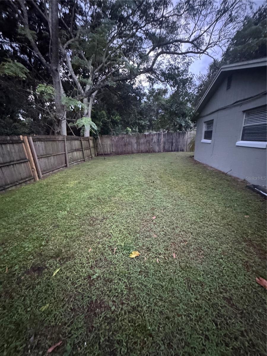 Image 14 of 16 For 1110 Vonderay Road