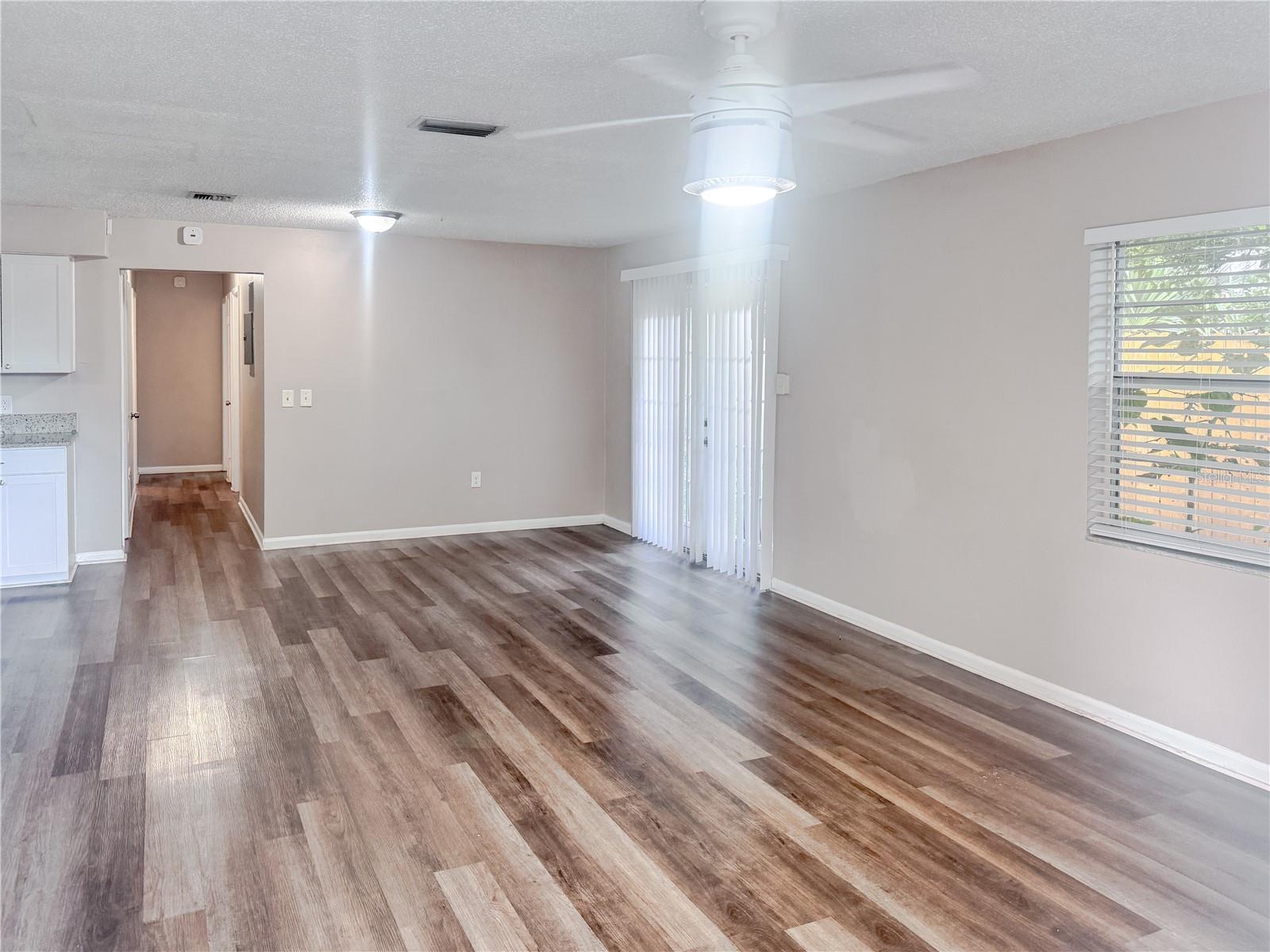 Image 3 of 16 For 1110 Vonderay Road