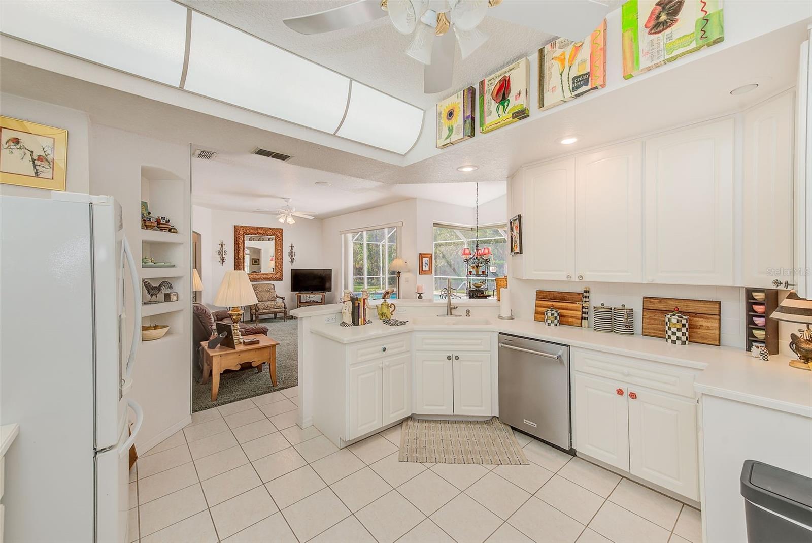 Image 11 of 83 For 4 Poppy Court