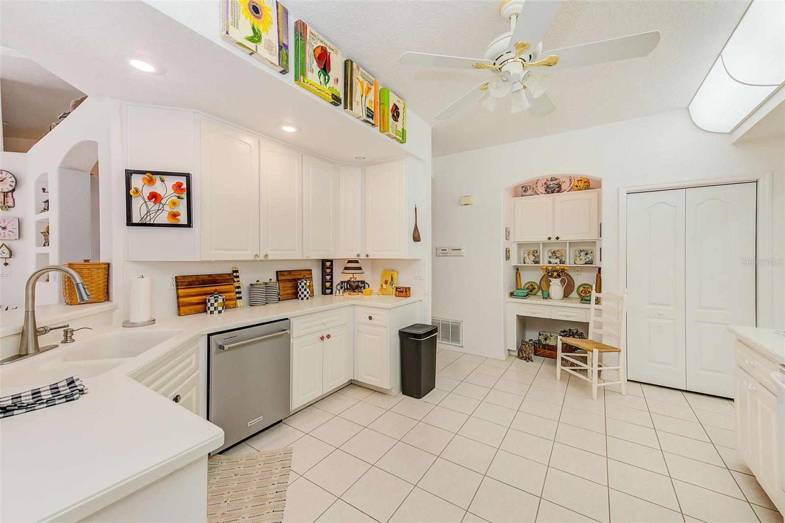 Image 12 of 83 For 4 Poppy Court