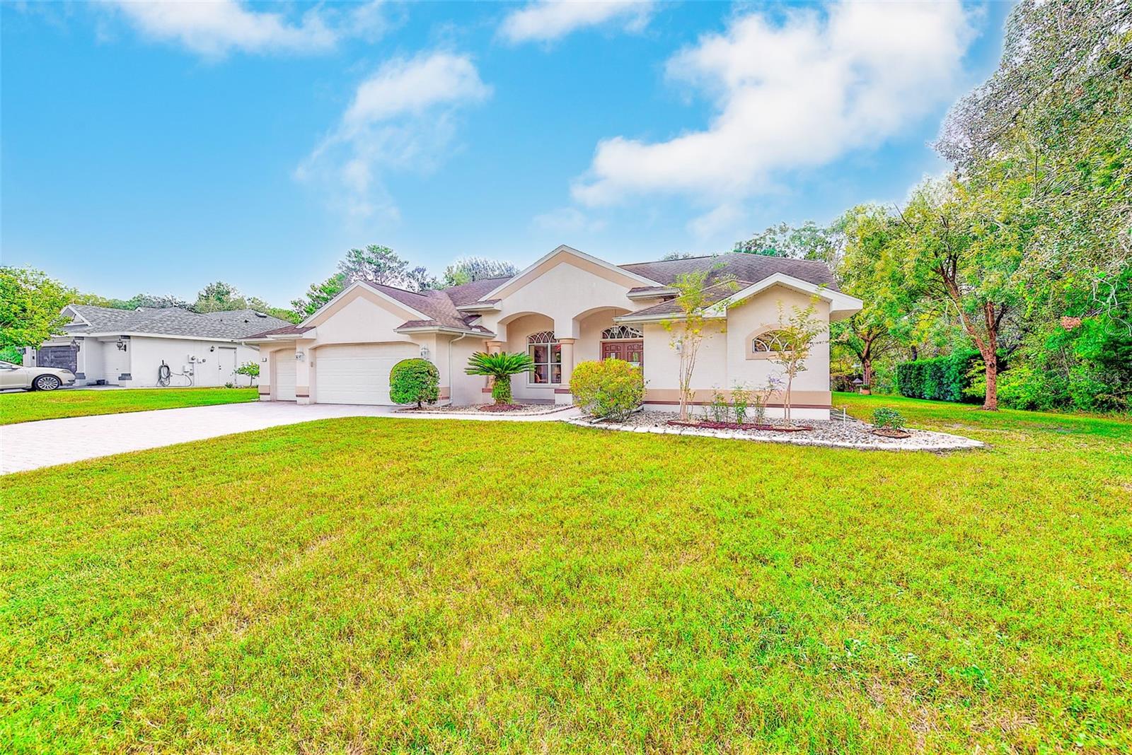 Image 3 of 83 For 4 Poppy Court