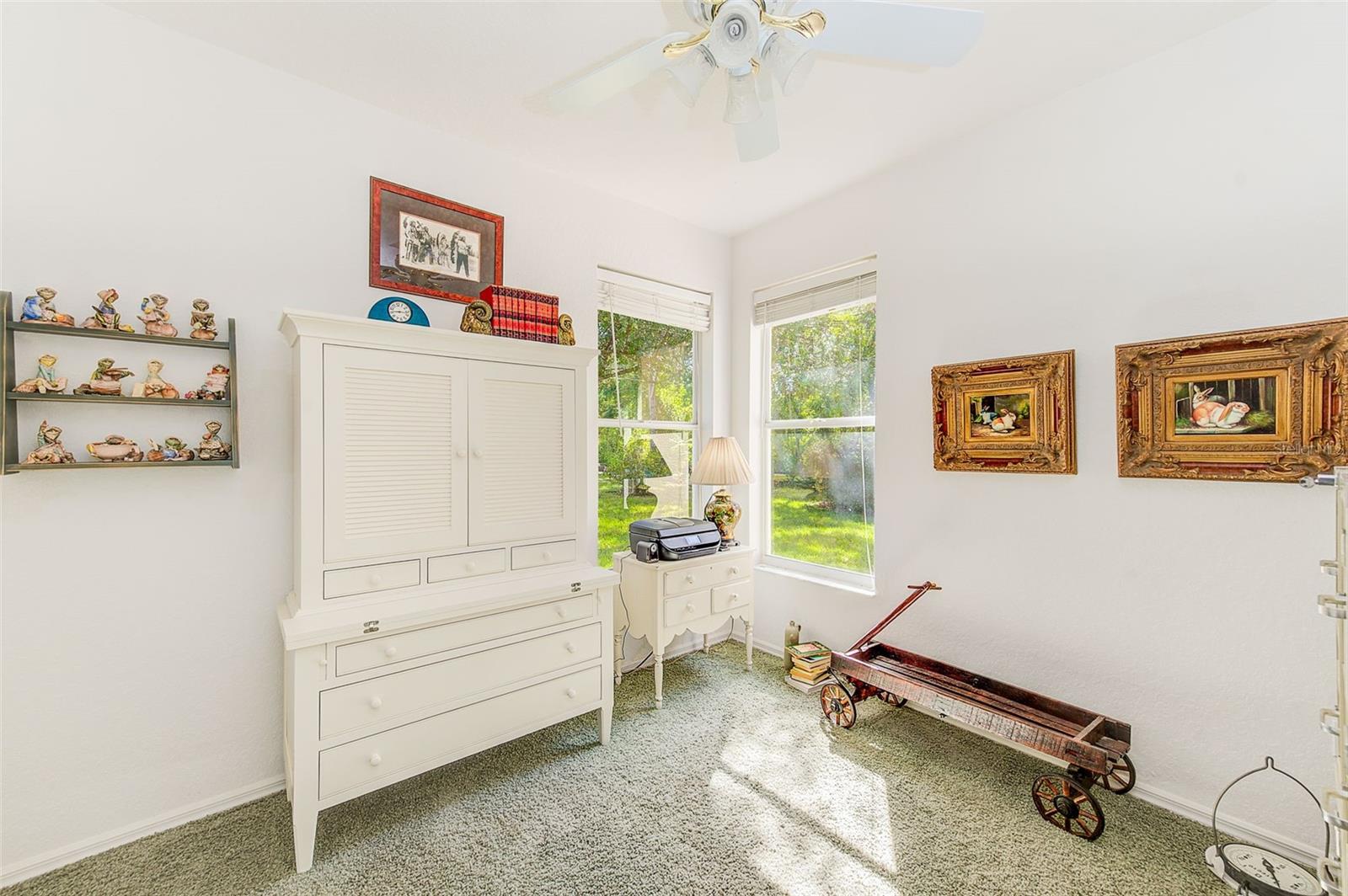 Image 33 of 83 For 4 Poppy Court