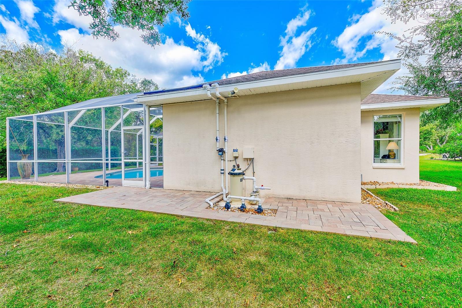 Image 75 of 83 For 4 Poppy Court