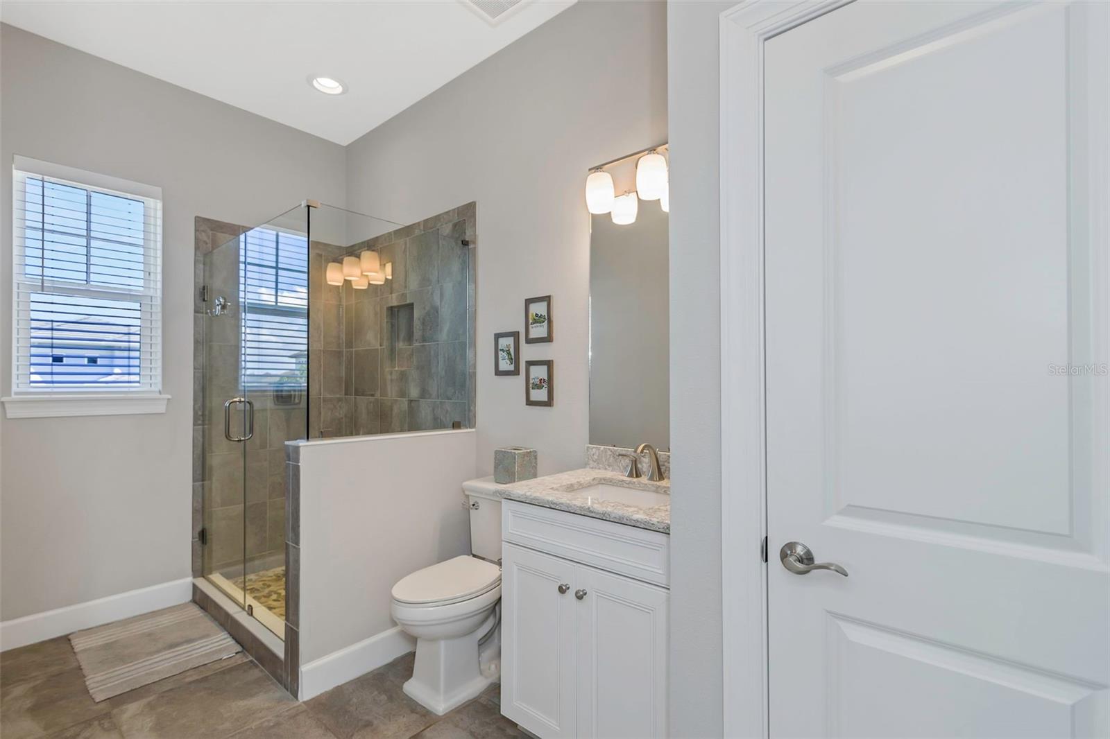 Image 20 of 36 For 4063 Rocky Shores Drive