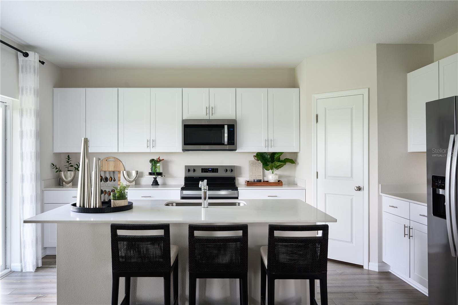 Image 2 of 14 For 4386 Rivervbend Boulevard