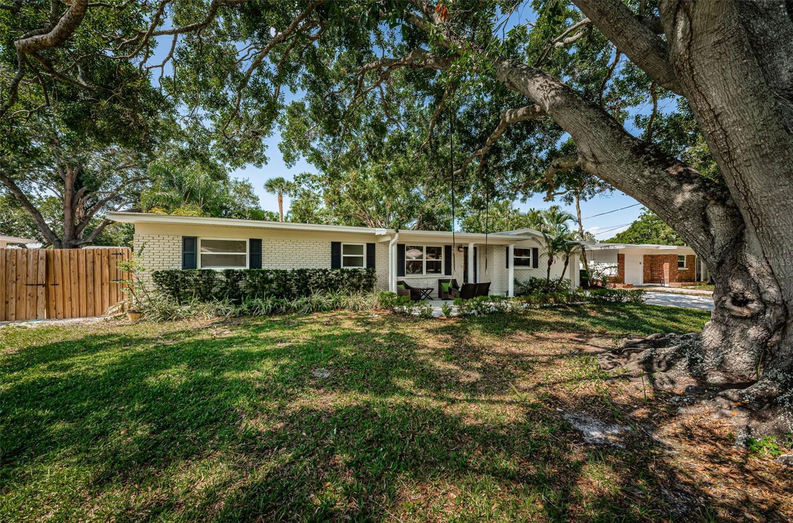 Image 2 of 42 For 4106 Fielder Street