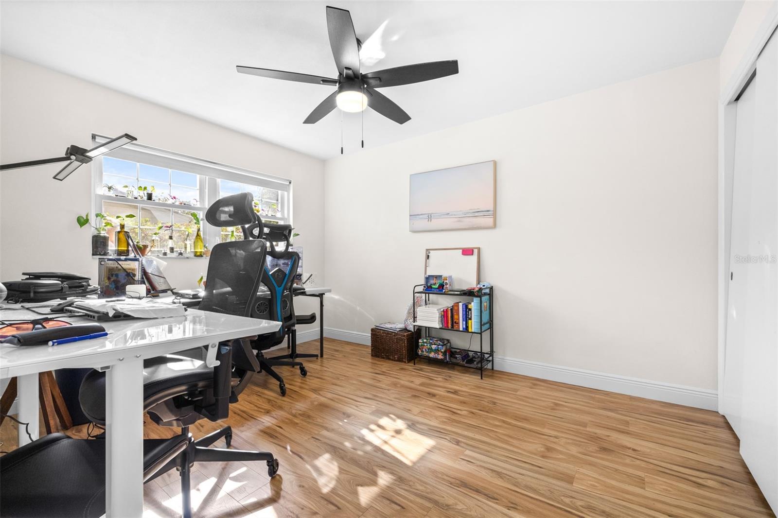 Image 33 of 47 For 2244 Glenmoor Road N