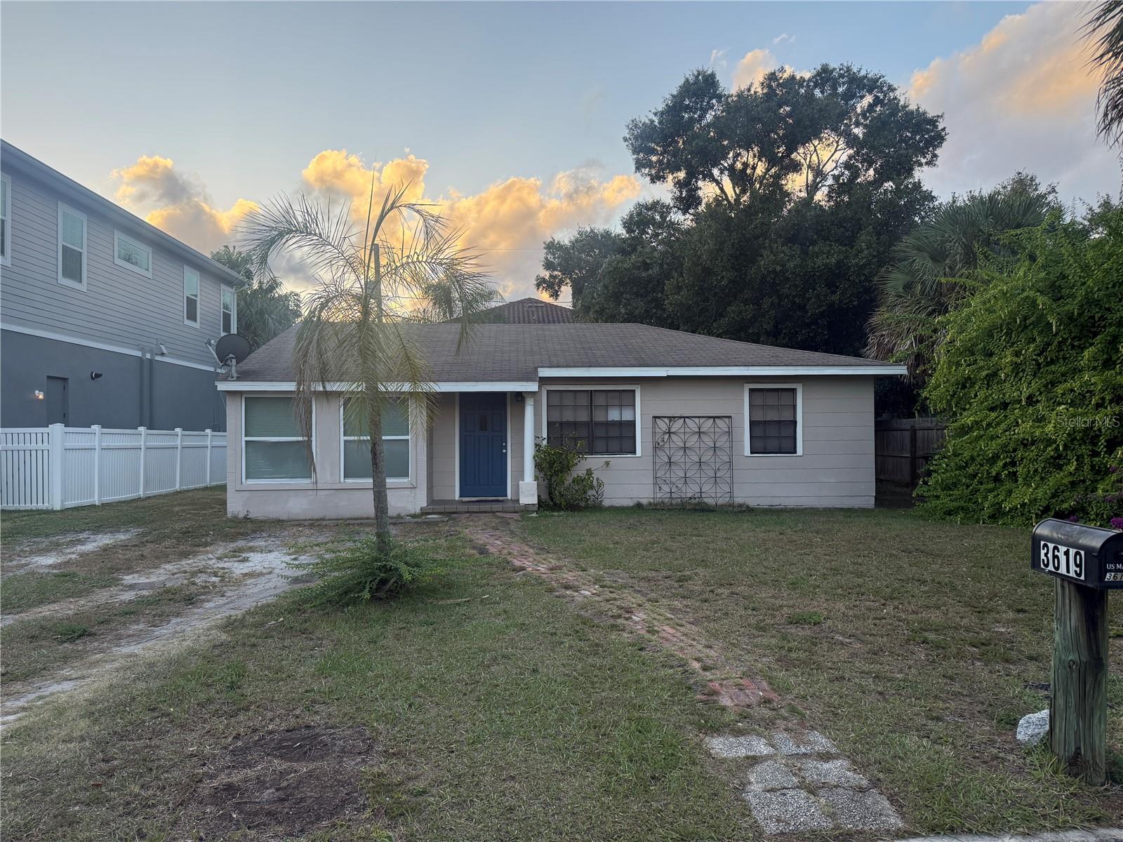 Image 2 of 16 For 3619 Hesperides Street