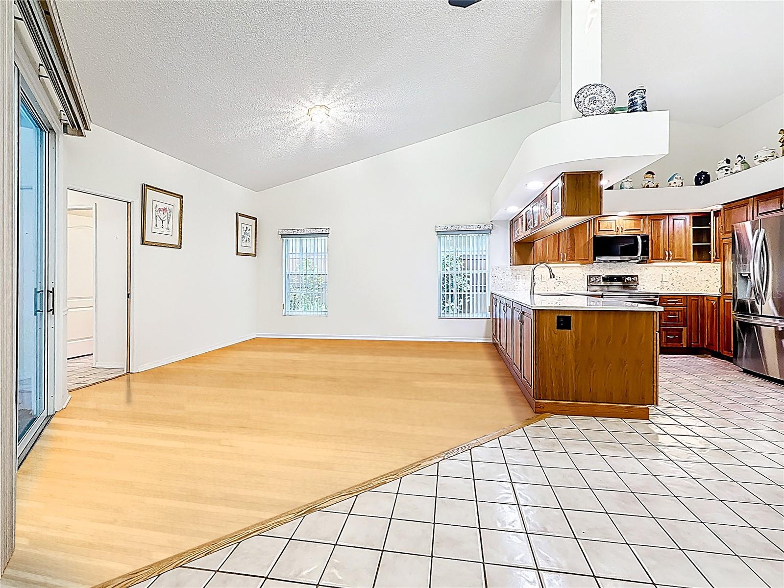 Image 16 of 64 For 2973 Spring Oak Court