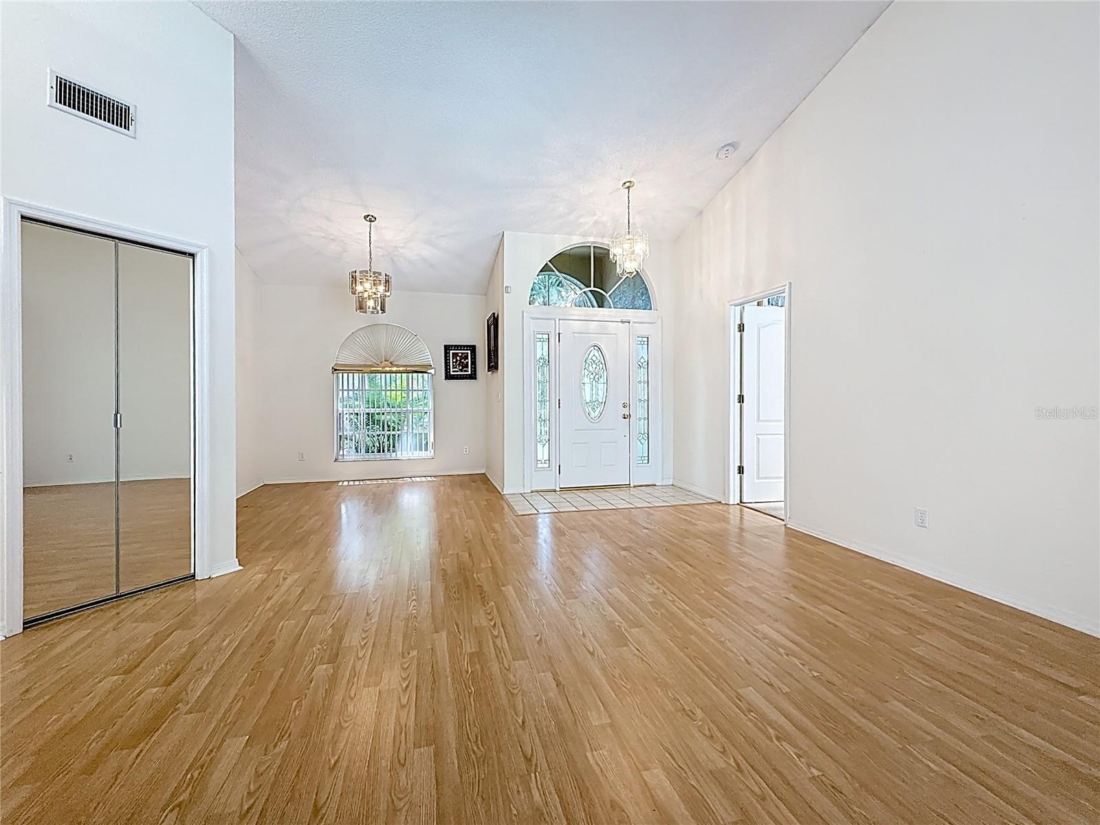 Image 5 of 64 For 2973 Spring Oak Court