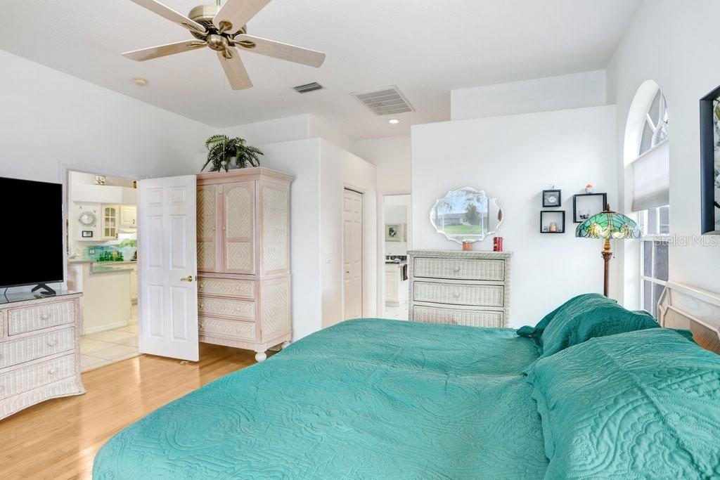 Image 12 of 50 For 3614 Gaviota Drive