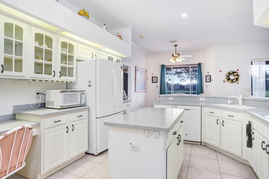 Image 31 of 50 For 3614 Gaviota Drive
