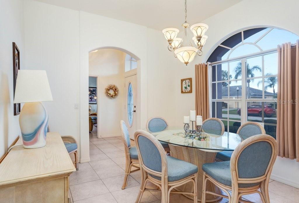 Image 32 of 50 For 3614 Gaviota Drive