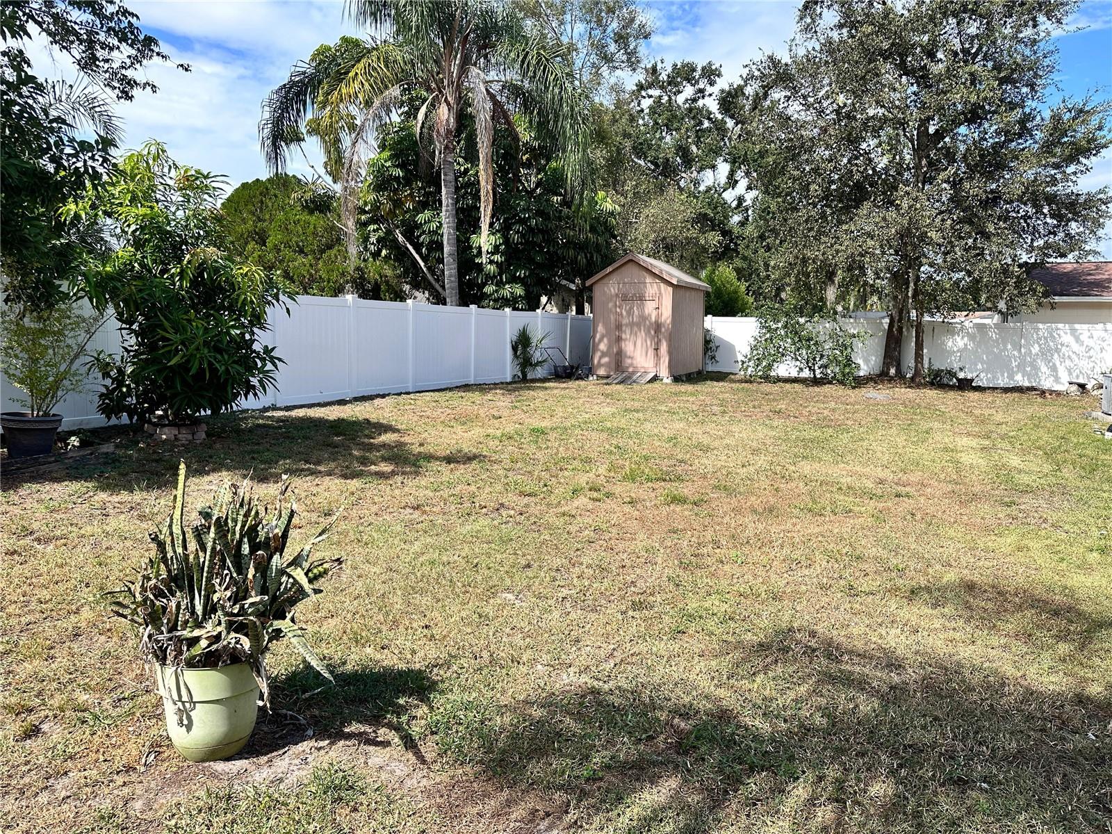 Image 18 of 49 For 7006 Shenandoah Court