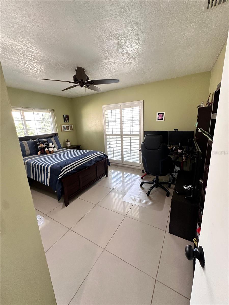 Image 32 of 49 For 7006 Shenandoah Court